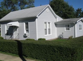 100 W North Rd, Cooksville, IL 61730