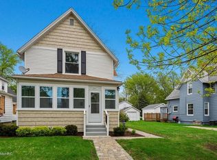 1617 S State St, Saint Joseph, MI 49085