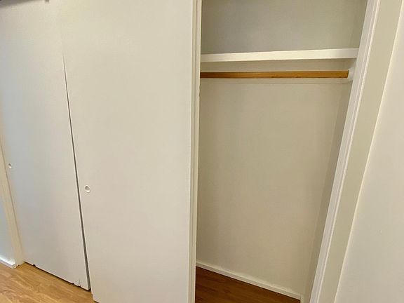 4th image of 706 Boylston Ave E #103