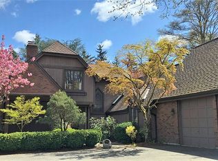 2532 Medina Cir, Medina, WA 98039