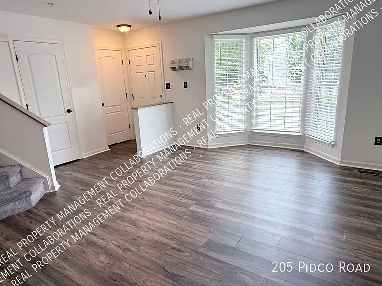 205 Pidco Rd — Photo 4