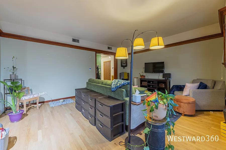 "Available 09/01 / Buena Park / 3 Bed / 2 Bath / Pets Welcome / In-Unit Laundry / Central Air and... — Photo 4