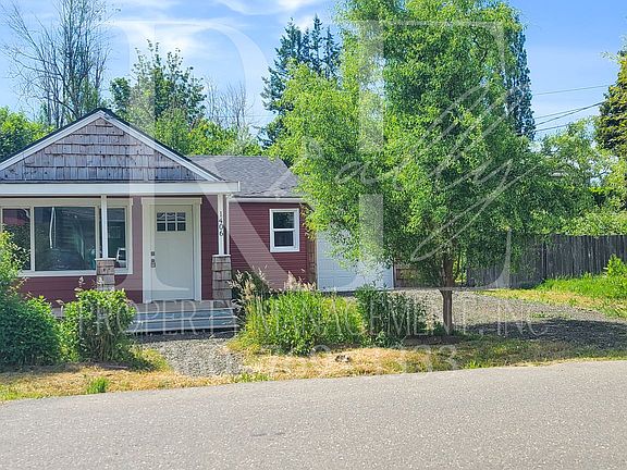 3rd image of 1406 West Ave