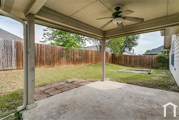 815 Creekside Dr — Photo 16