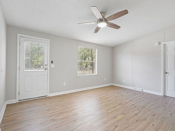 3rd image of 234 Twin Creeks Dr