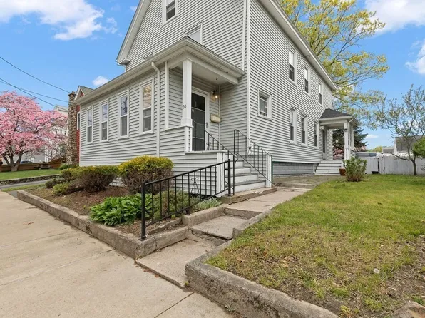 20 Carpenter St, Attleboro, MA 02703