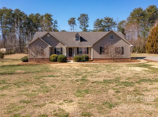 1085 Hooper Creek Rd, Tryon, NC 28782