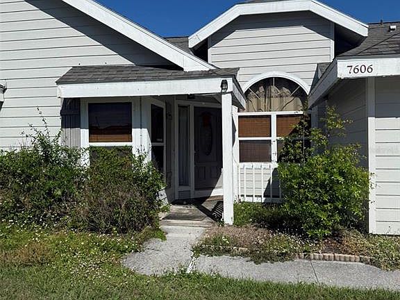 3rd image of 7606 37TH STREET CIRCLE E