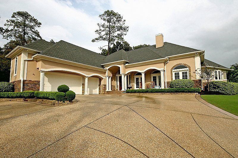 1st image of 92 Broad Cove Ln