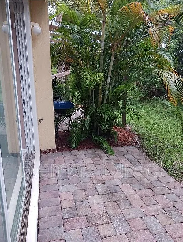 3 bed, 2.0 bath, $2,475 — Photo 4