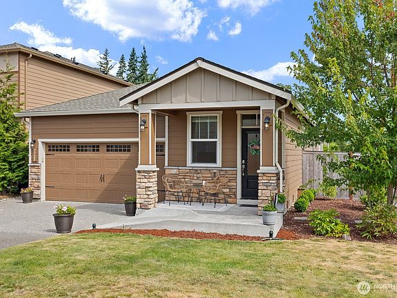 3rd image of 5725 86th Drive NE