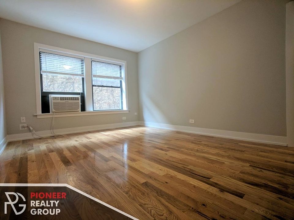 1st image of 550 W Arlington Pl #550205
