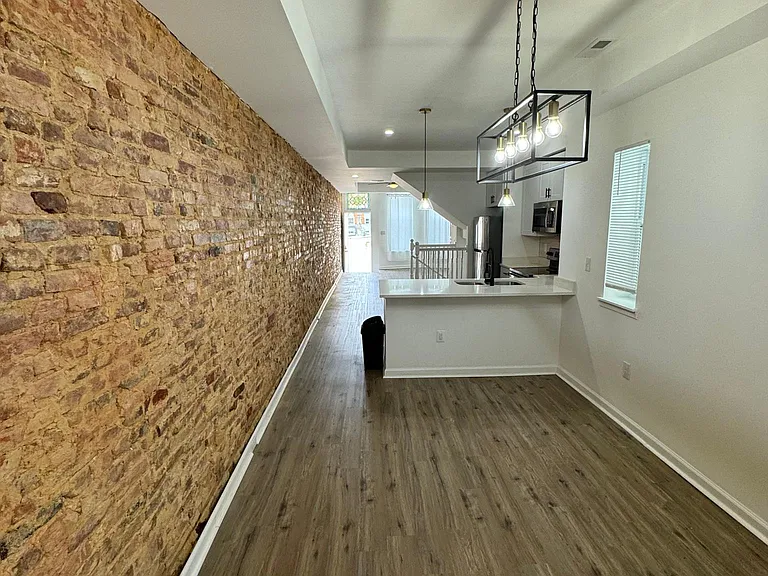 1619 Westwood Ave — Photo 5