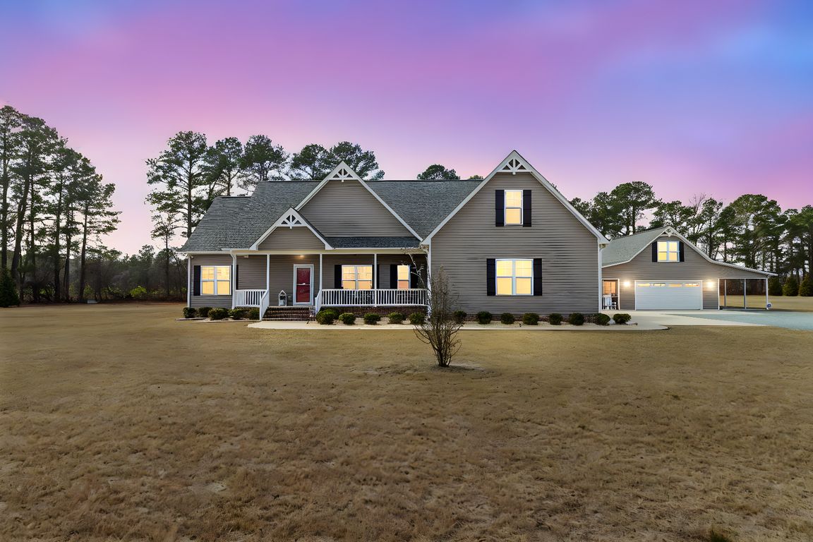 2B5A0150 day to dusk.jpeg