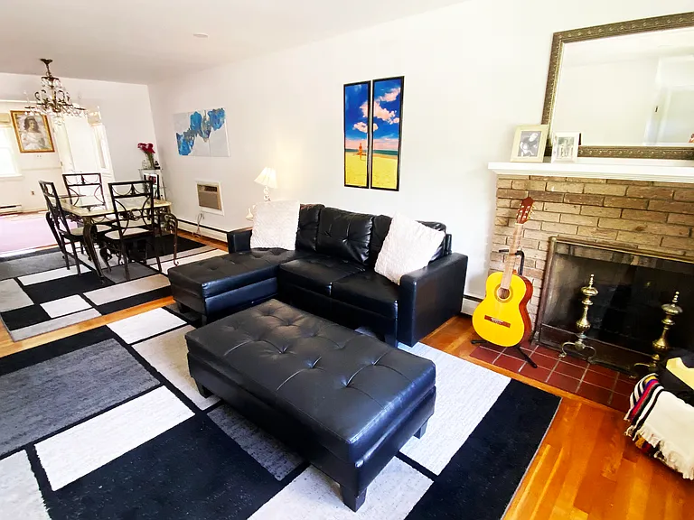 10 Pine Tree Ln — Photo 4