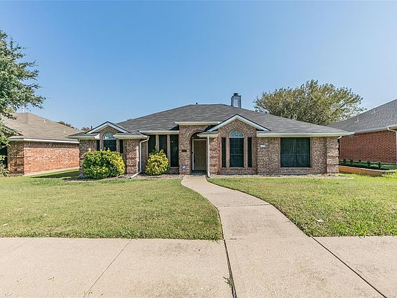 2nd image of 3220 Riverview Dr
