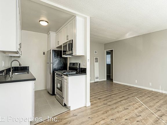 4th image of 5917 Chula Vista Way APT 10