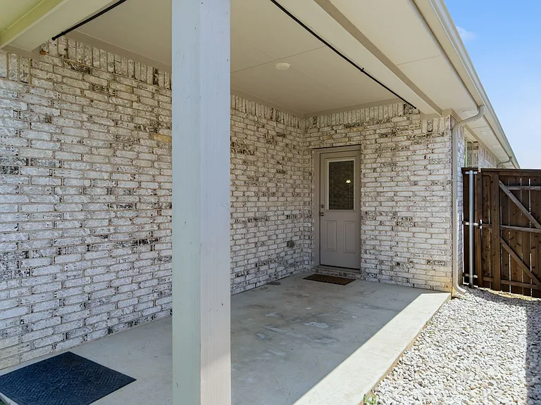 1017 Almond St — Photo 25