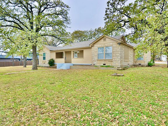 2nd image of 2605 Coble Ct