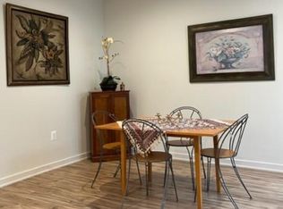 5822 Bradley Blvd, Bethesda, MD 20814