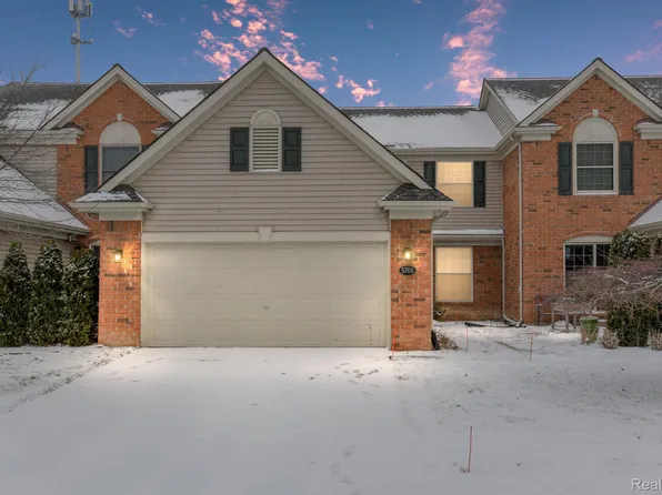 3706 Knightbridge Cir, Sterling Heights, MI 48314