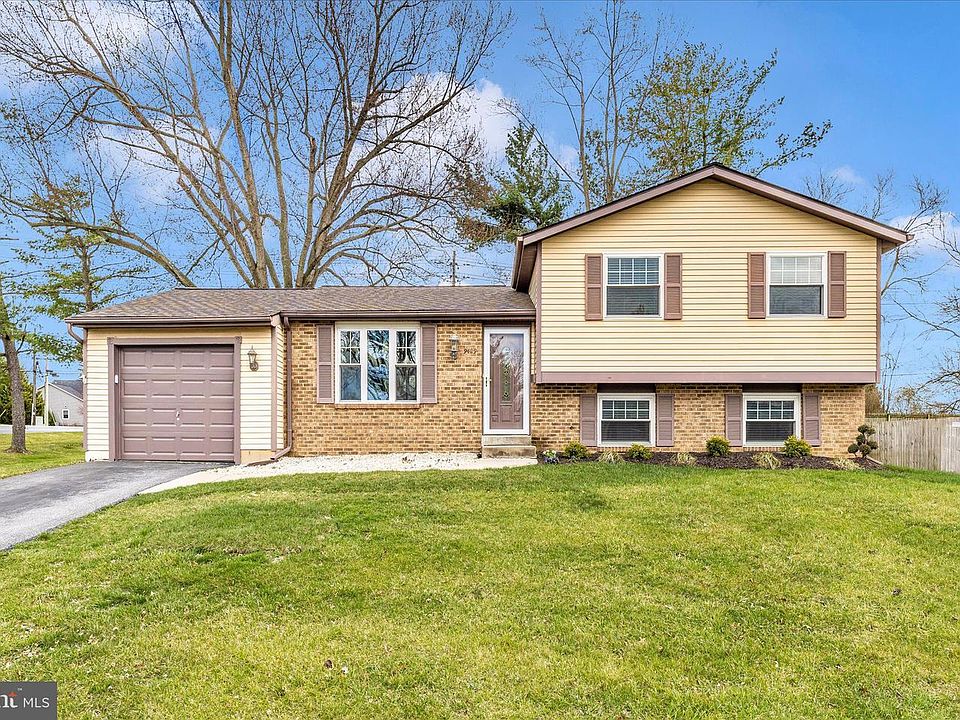 1st image of 9429 Highlander Ct