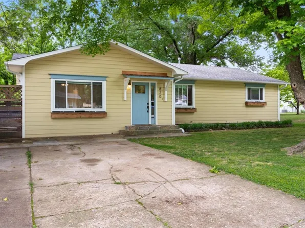 820 W Twin Springs St, Siloam Springs, AR 72761