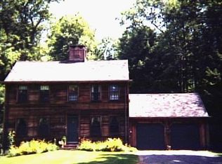 15 Russett Rd, Sandy Hook, CT 06482