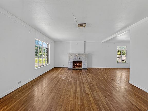 5th image of 123 Rosemont