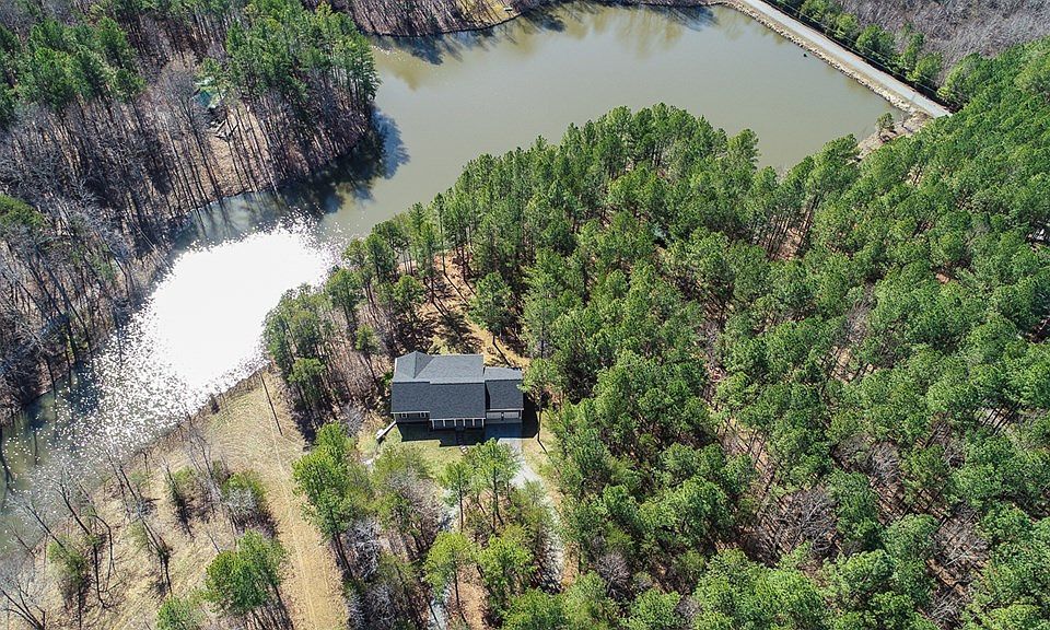 172 Village Ln, Charlotte Court House, VA 23923 Zillow