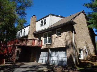 1200 Pebble Point, Goshen, KY 40026