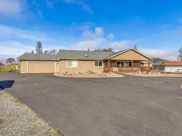 205 Upper River Rd, Gold Hill, OR 97525