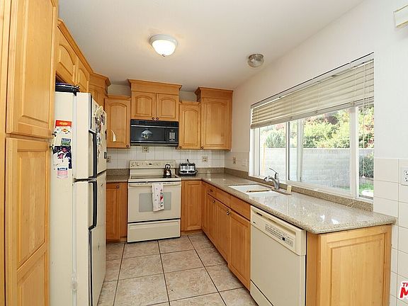 5th image of 14921 Pinehaven Rd