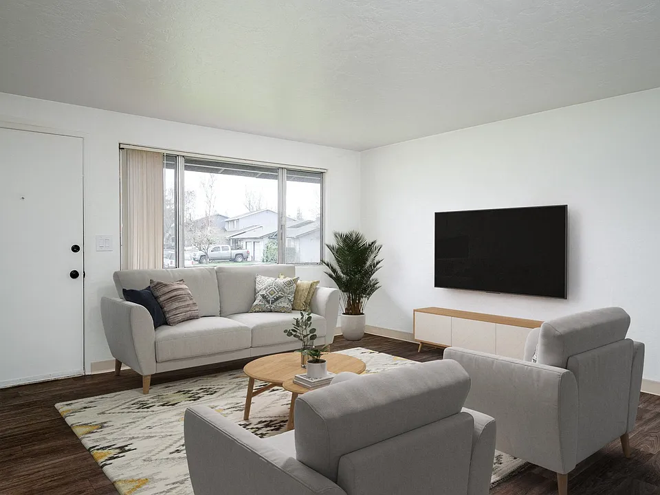 Pacific Park | Living Room