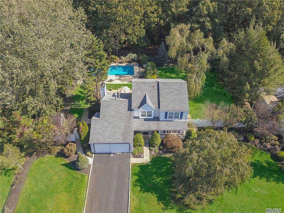 1st image of 3 Samantha Dr