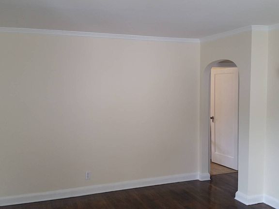 4th image of 35 Carole Ave