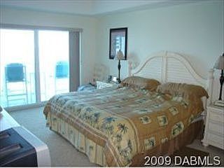 4th image of 2 Oceans West Blvd APT 801