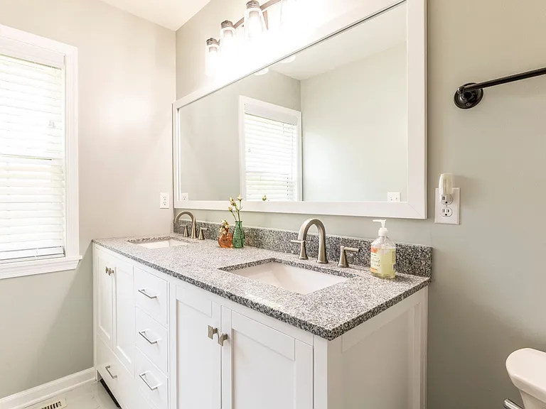 604 Wilder Dr — Photo 37