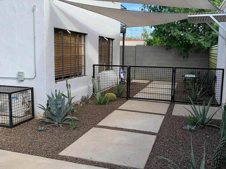 1530 E Diamond St #1/2 — Photo 5