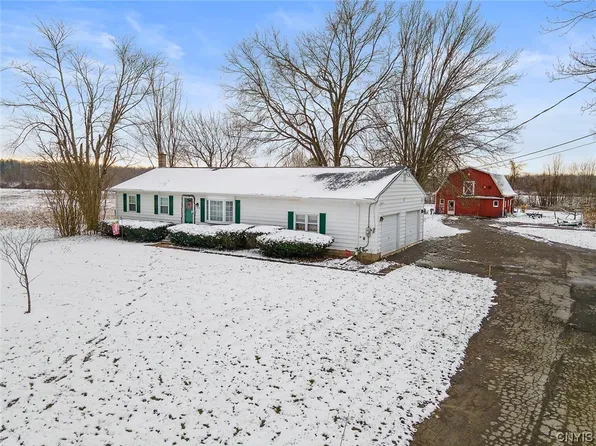 103 Kline Rd #5, Pennellville, NY 13132