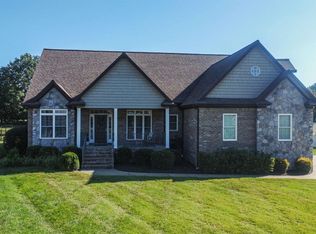 1618 Eagle Cv, Paducah, KY 42001