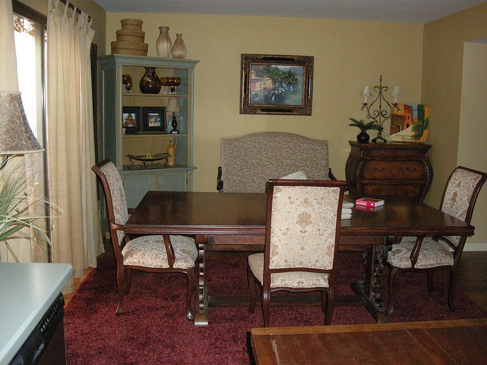 2nd image of 1651 S Juniper St Unit 103