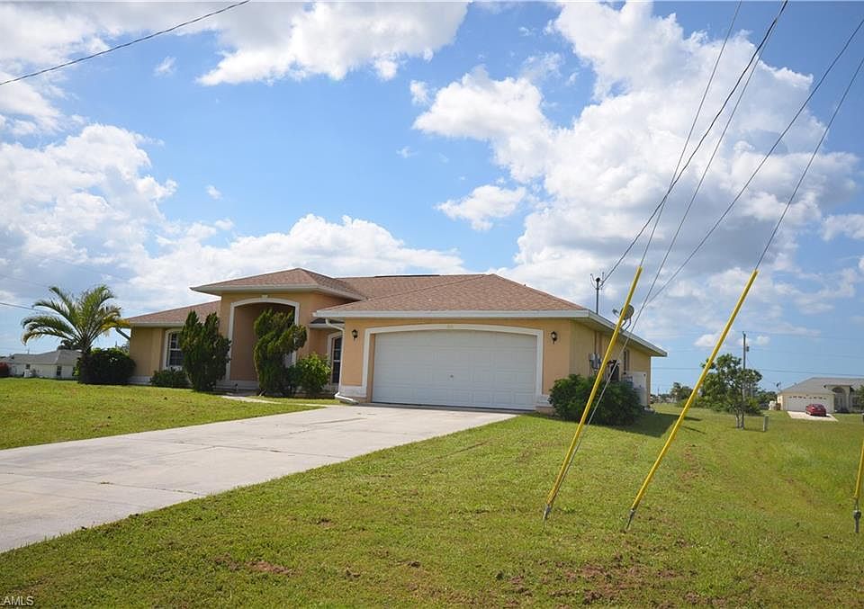 1st image of 400 NW 24th Pl