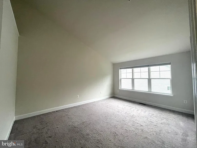 7805 Loblolly Way — Photo 7