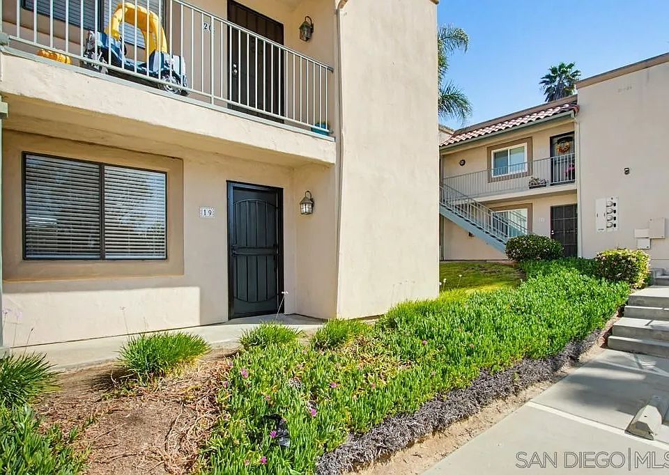 1st image of 32024 Del Cielo Oeste Unit 19