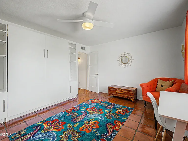 4718 N 77th Pl — Photo 15