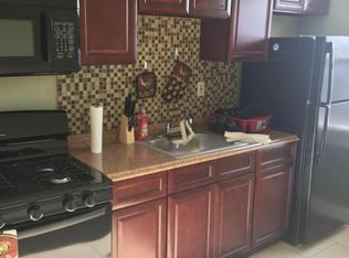 6304 Magnolia St, Philadelphia, PA 19144