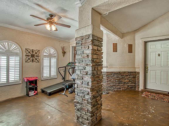 3rd image of 672 Alice Walter Ct