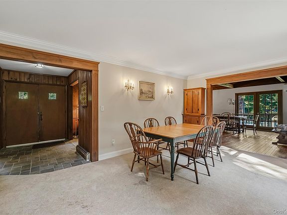 5th image of 31 Pines Bridge Road