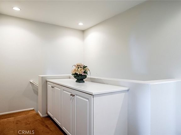 5th image of 15563 Jasmine Pl